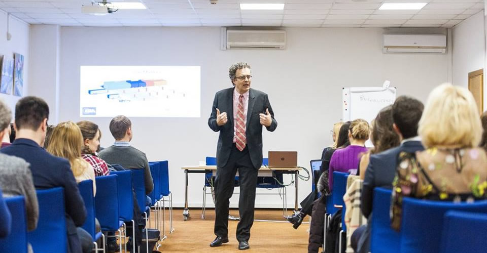 Training Seminar delivered in Kyiv by Dr Leslie Szamosi